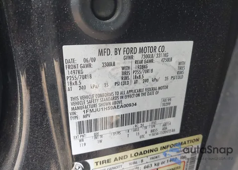 2010 Ford Expedition Eddie Bauer/King Ranch z USA, uszkodzony, nr VIN 1FMJU1H59AEA00934